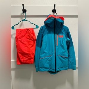 Helly Hansen Womens Ski Coat & Pants